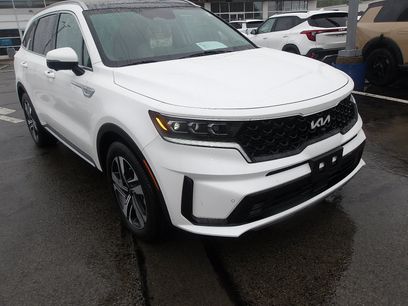 Used 2023 Kia Sorento SX Prestige w/ Panoramic Sunroof Package