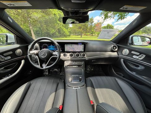Used 2022 Mercedes-Benz E 350 4MATIC Sedan image 28