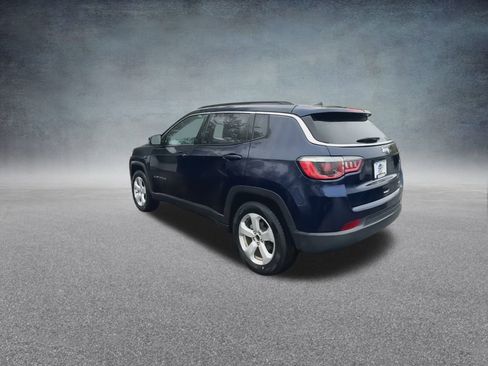 Used 2018 Jeep Compass Latitude w/ Popular Equipment Group image 16