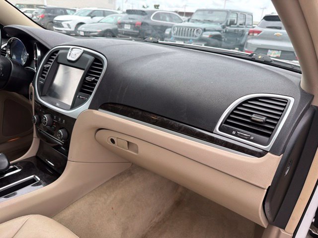 Used 2012 Chrysler 300 Limited AWD/4WD image 18