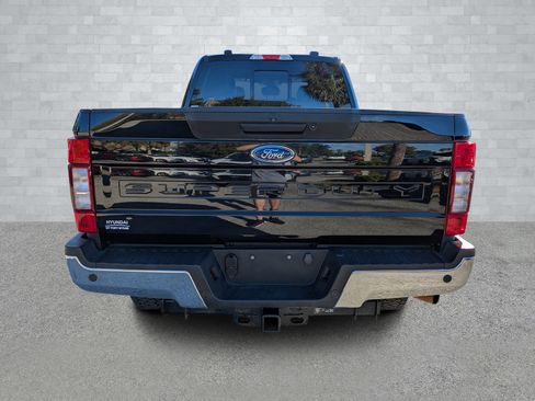 Used 2022 Ford F350 Lariat image 6