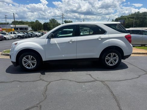 Used 2015 Chevrolet Equinox LS FWD image 4