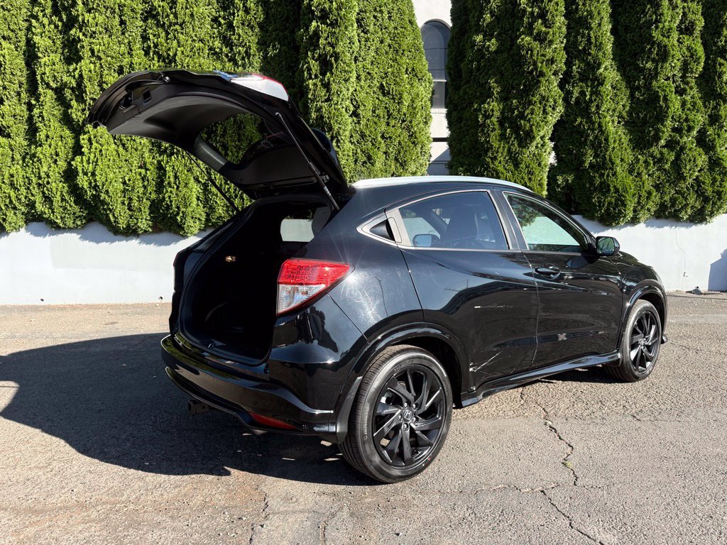 Used 2021 Honda HR-V Sport image 11