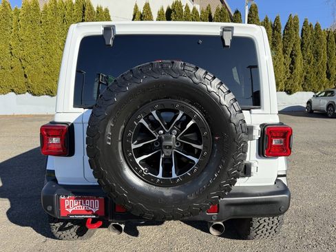 Used 2024 Jeep Wrangler Unlimited Rubicon image 5