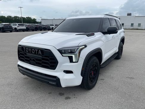Used 2025 Toyota Sequoia TRD Pro AWD/4WD image 1