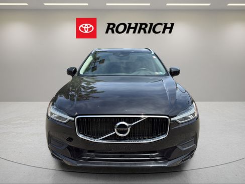 Used 2021 Volvo XC60 T6 Momentum w/ Premium Package AWD/4WD image 2