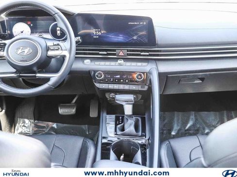 Certified 2023 Hyundai Elantra Limited w/ Cargo Package FWD image 12