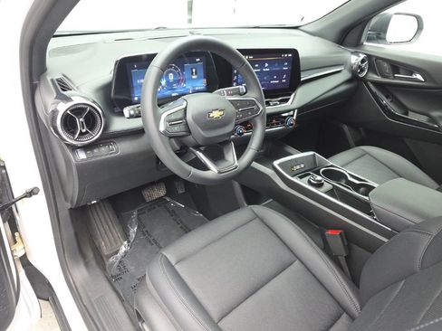 Used 2026 Chevrolet Equinox LT w/ Convenience Package II AWD/4WD image 16