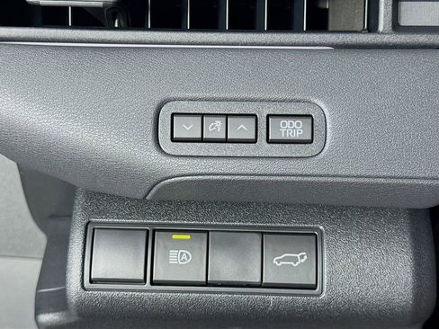 New 2026 Toyota C-HR image 14