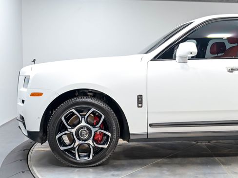 Used 2021 Rolls-Royce Cullinan Black Badge AWD/4WD image 50