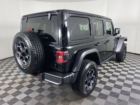 Used 2022 Jeep Wrangler Unlimited Rubicon 4xe w/ Cold Weather Group AWD/4WD image 8