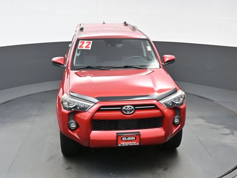 Used 2022 Toyota 4Runner SR5 AWD/4WD image 37