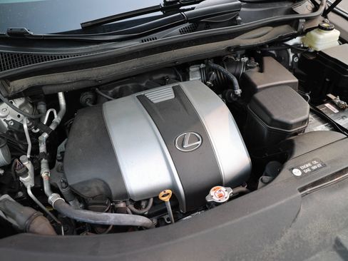 Used 2019 Lexus RX 350 AWD w/ Navigation Package image 38