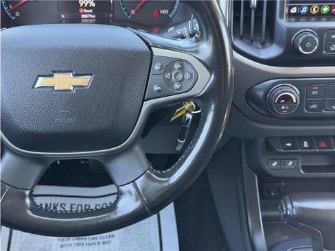 Used 2019 Chevrolet Colorado Z71 AWD/4WD image 35