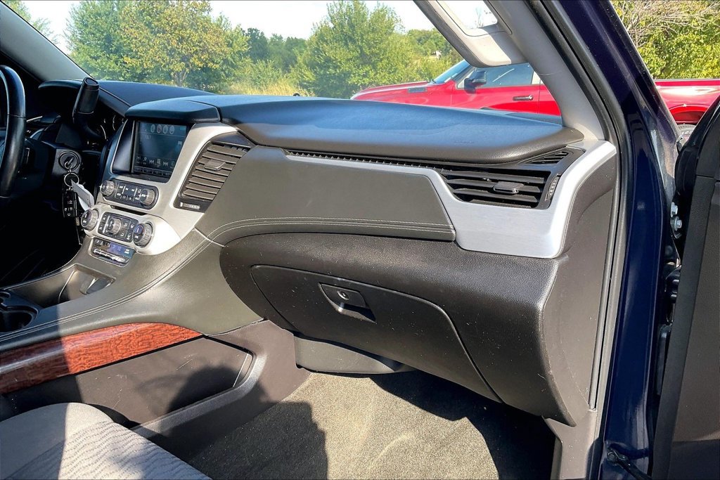 Used 2017 GMC Yukon SLE AWD/4WD image 13