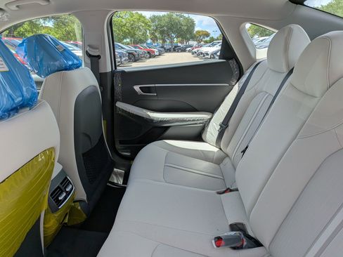 New 2026 Hyundai Sonata SEL FWD image 13