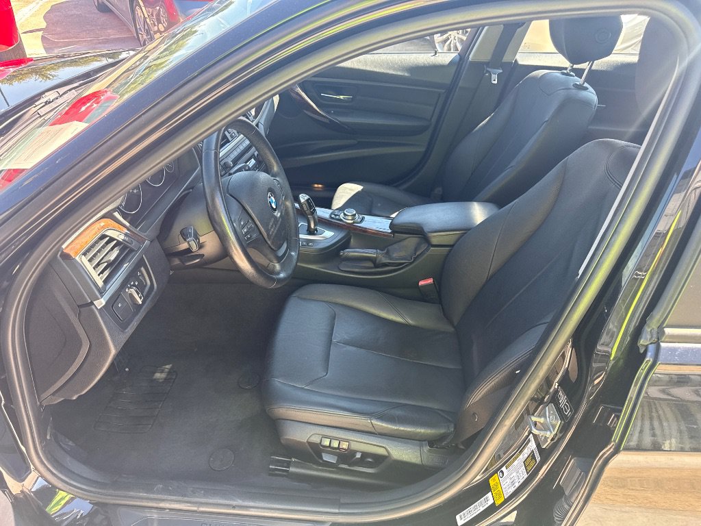 Used 2013 BMW 328i Sedan RWD image 11