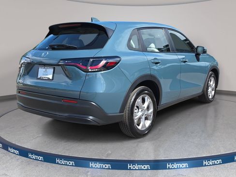 Certified 2025 Honda HR-V LX image 5