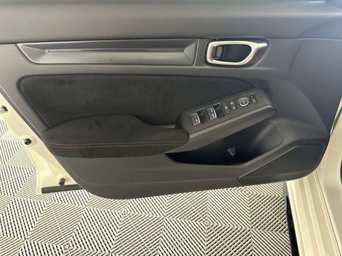 Used 2025 Honda Civic Type R image 30