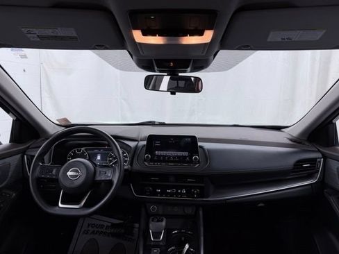 Used 2023 Nissan Rogue SV FWD image 30
