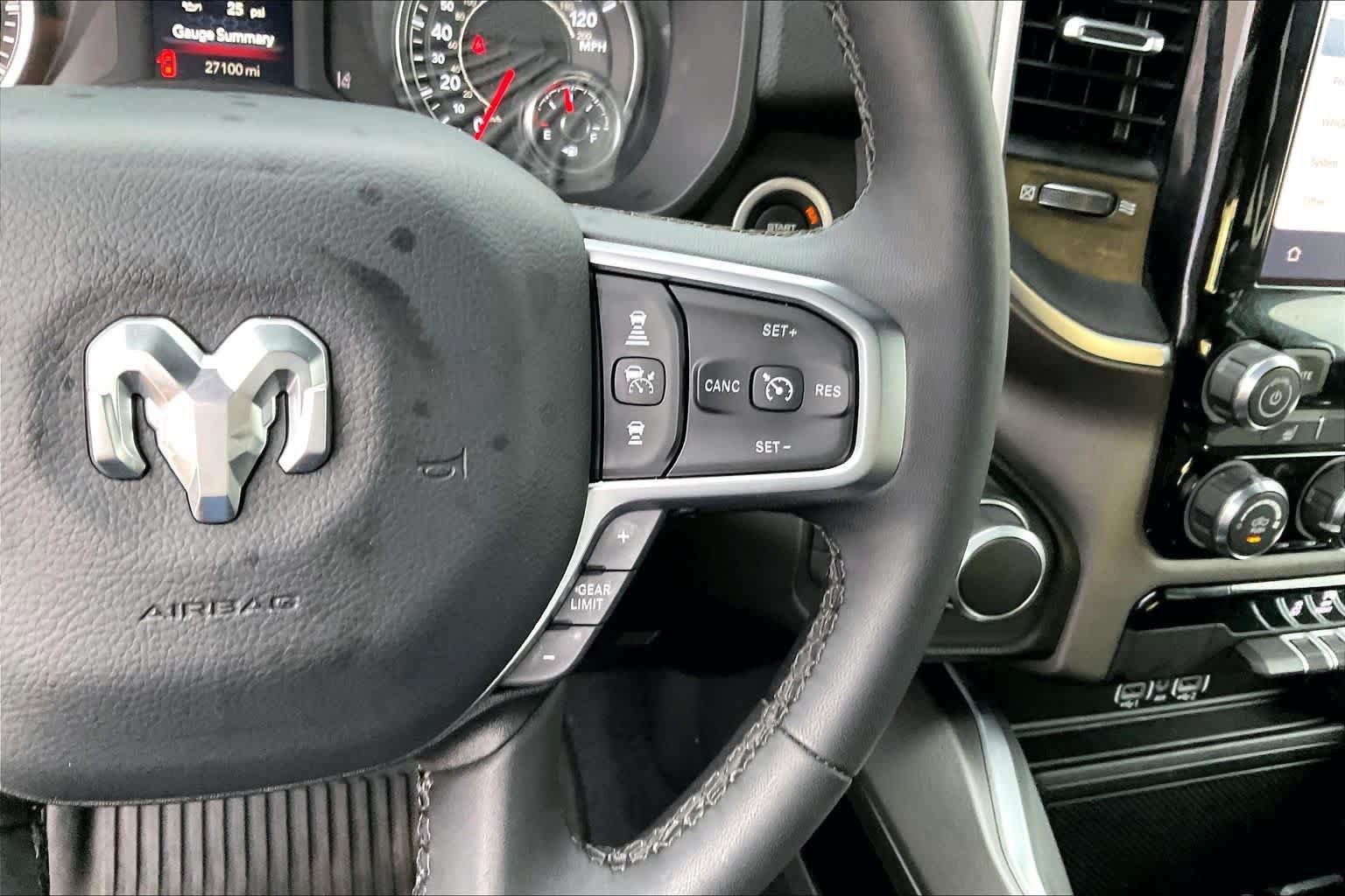 Used 2025 RAM 1500 Big Horn AWD/4WD image 24