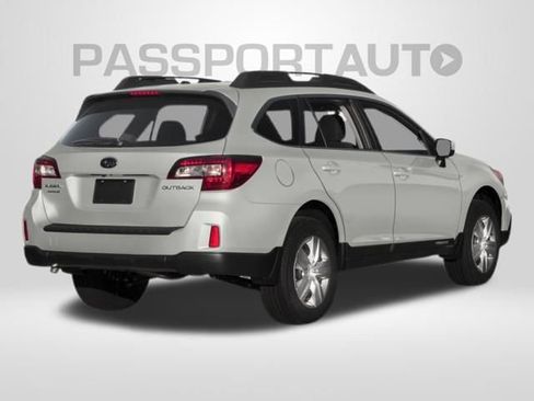 Used 2017 Subaru Outback 2.5i AWD/4WD image 2