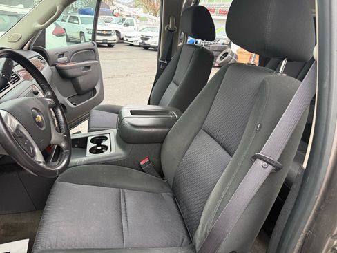 Used 2012 Chevrolet Tahoe LS image 18