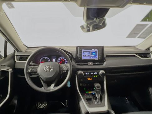 Used 2022 Toyota RAV4 LE FWD image 30