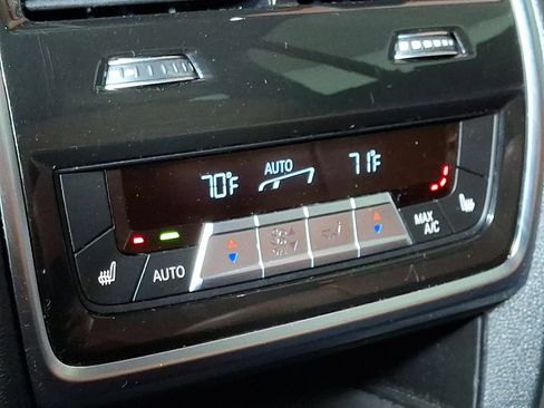Certified 2024 BMW X7 M60i w/ Executive Package AWD/4WD image 14