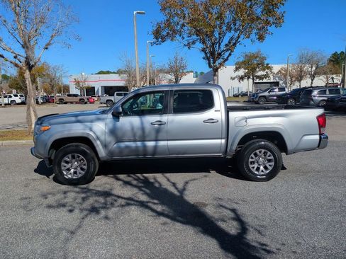 Used 2019 Toyota Tacoma SR5 image 8