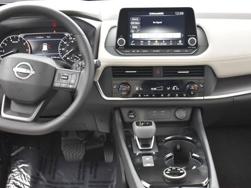 New 2026 Nissan Rogue SV w/ SV Premium Package image 15