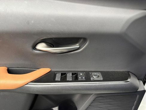 Used 2022 Lexus UX 250h image 13