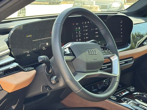Used 2025 Audi A5 2.0T Premium Plus w/ Premium Plus AWD/4WD image 10