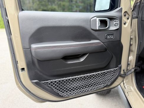Used 2020 Jeep Gladiator Rubicon AWD/4WD image 7