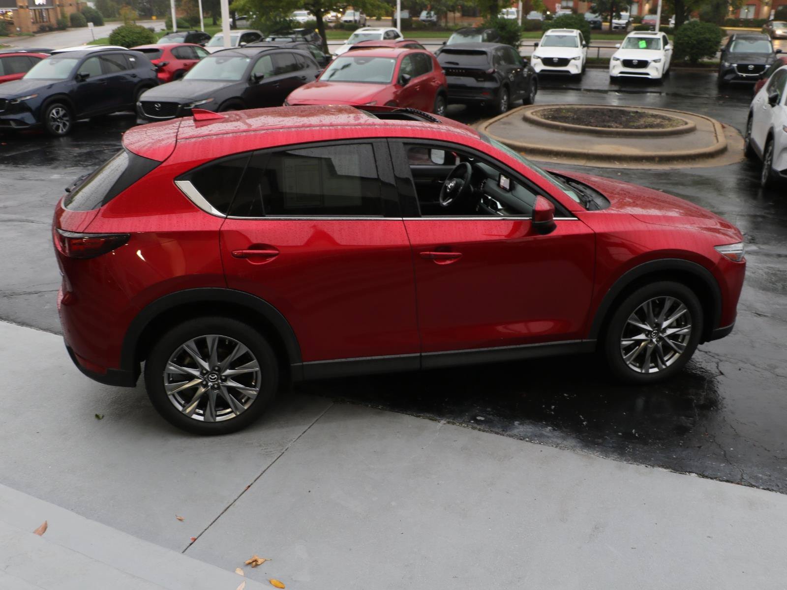 Used 2019 MAZDA CX-5 Signature AWD/4WD image 5