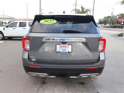 Certified 2022 Ford Explorer XLT w/ Equipment Group 202A image 9