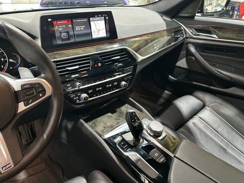 Used 2018 BMW 540i xDrive w/ M Sport Package AWD/4WD image 60