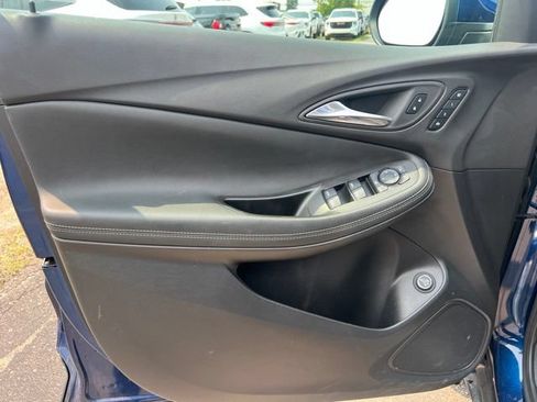 Used 2023 Buick Encore GX Essence w/ Experience Buick Package AWD/4WD image 21