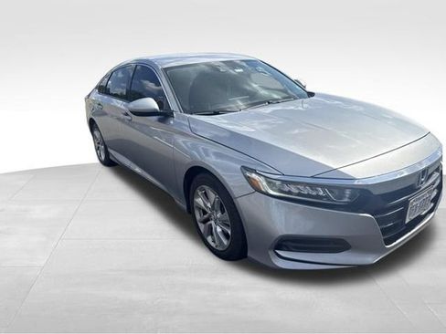 Used 2020 Honda Accord LX image 9