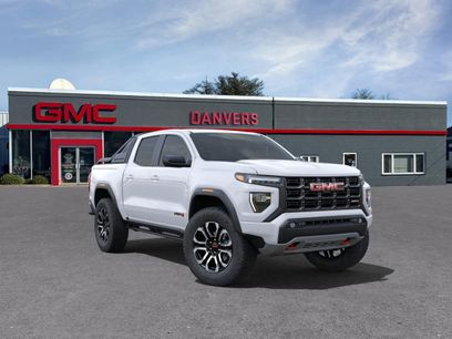 New 2025 GMC Canyon AT4 w/ Nightfall Edition
