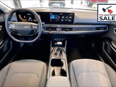 Used 2025 Kia K4 FWD image 14