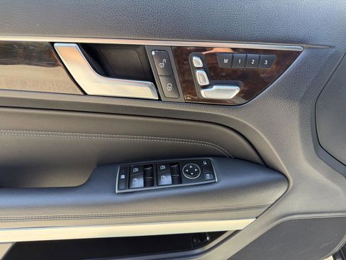 Used 2014 Mercedes-Benz E 350 Cabriolet image 21
