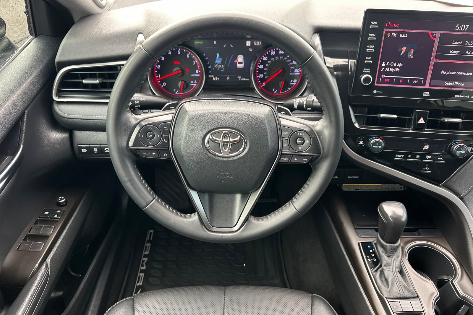 Used 2021 Toyota Camry XSE w/ Navigation Package FWD image 14