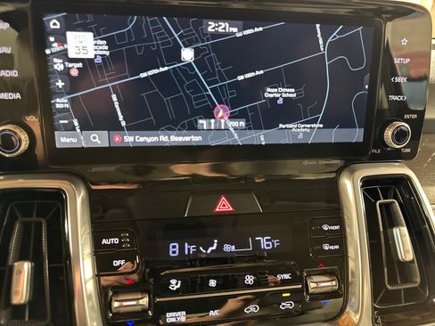 Certified 2023 Kia Sorento SX Prestige image 17