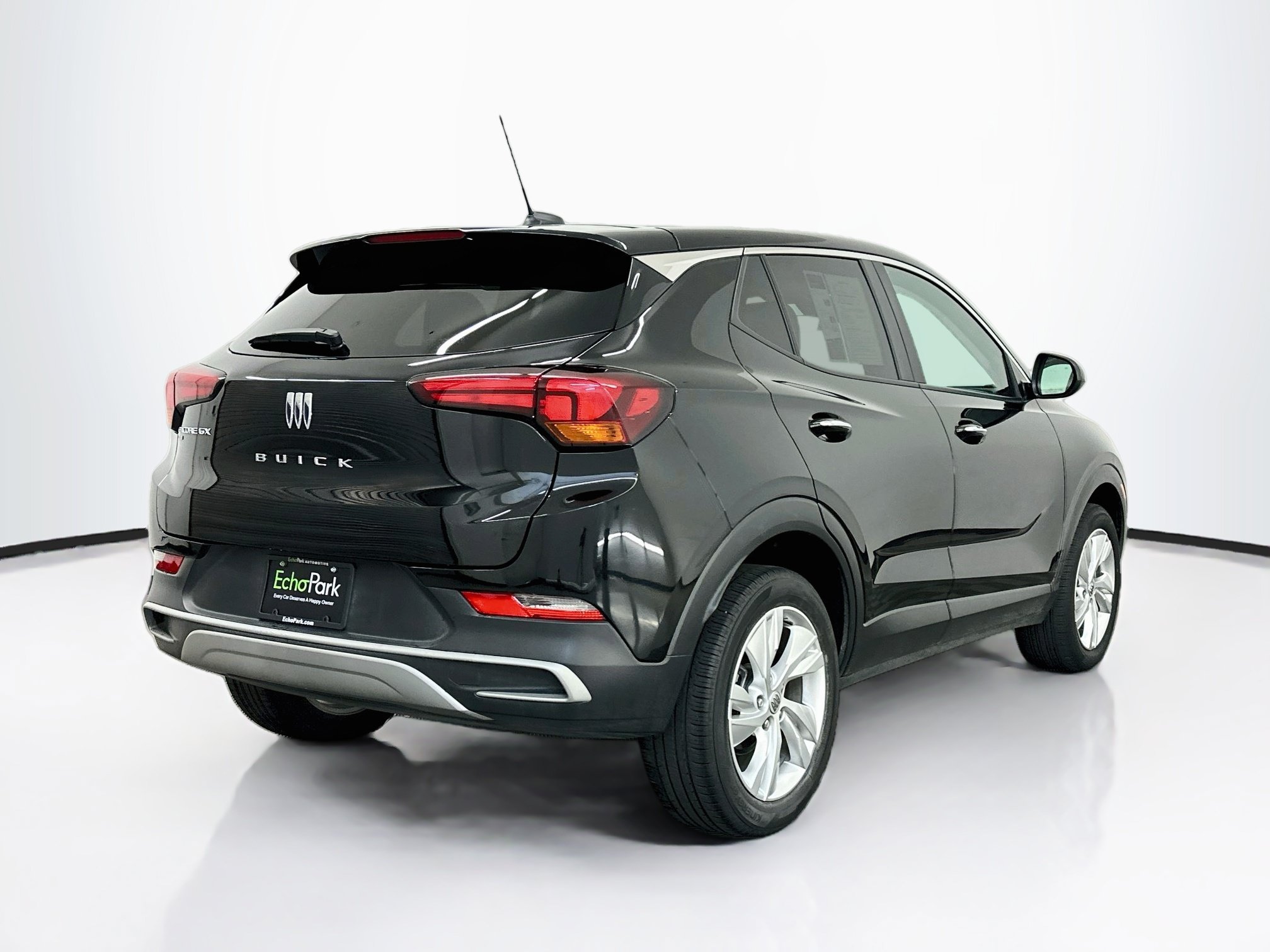Used 2025 Buick Encore GX Preferred AWD/4WD image 9