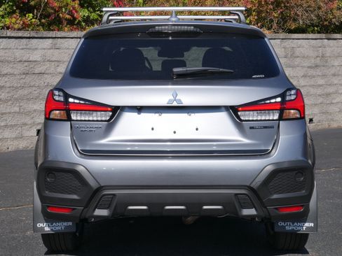 Used 2025 Mitsubishi Outlander Sport AWD image 5