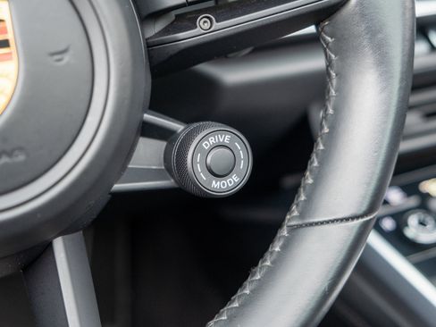 Certified 2021 Porsche 911 Targa 4 AWD/4WD image 37