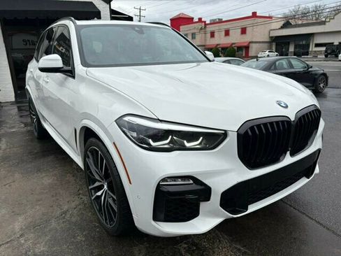 Used 2020 BMW X5 xDrive40i w/ M Sport Package image 7