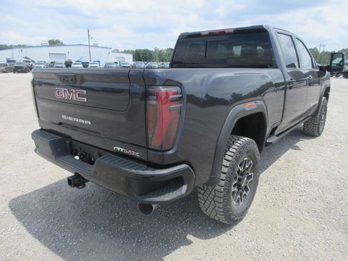 New 2026 GMC Sierra 2500 AT4X AWD/4WD image 5