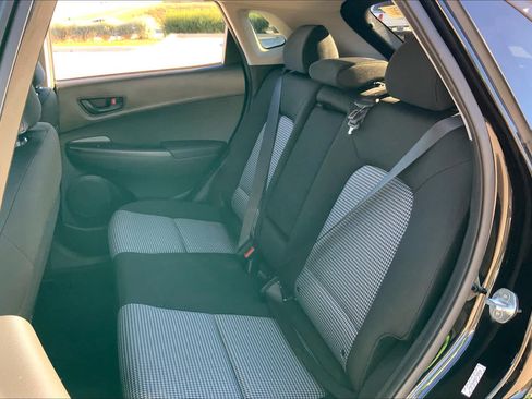 Used 2021 Hyundai Kona SEL FWD image 20